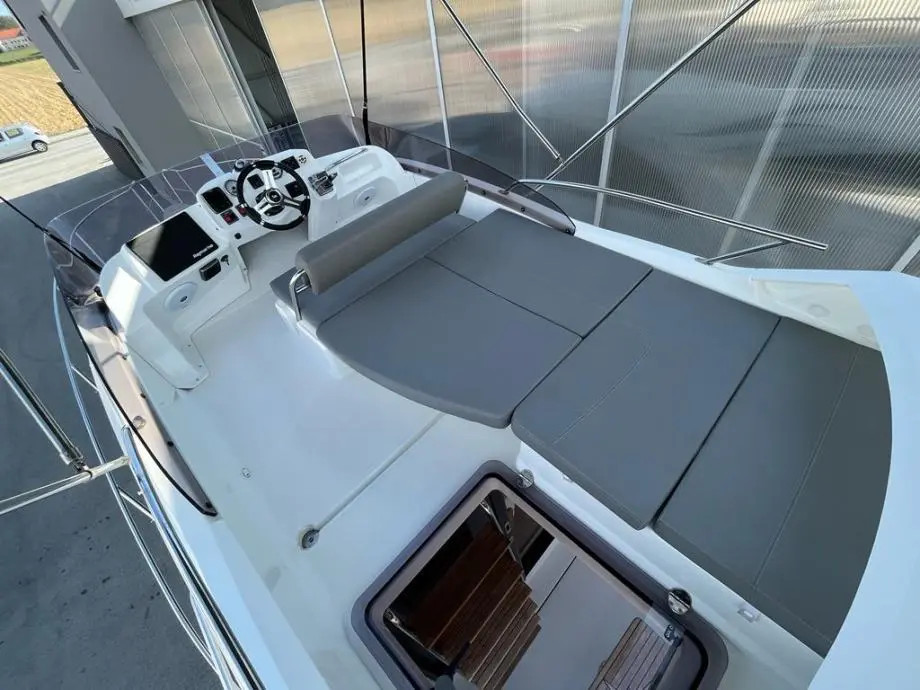 Аренда моторная лодка Antares 32 (Antares 32 Fly) - 5