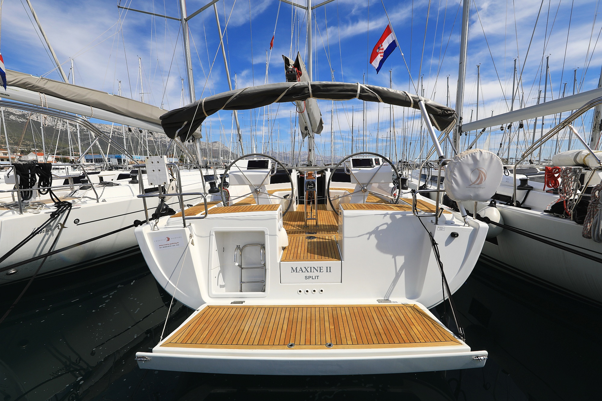 Maxine II