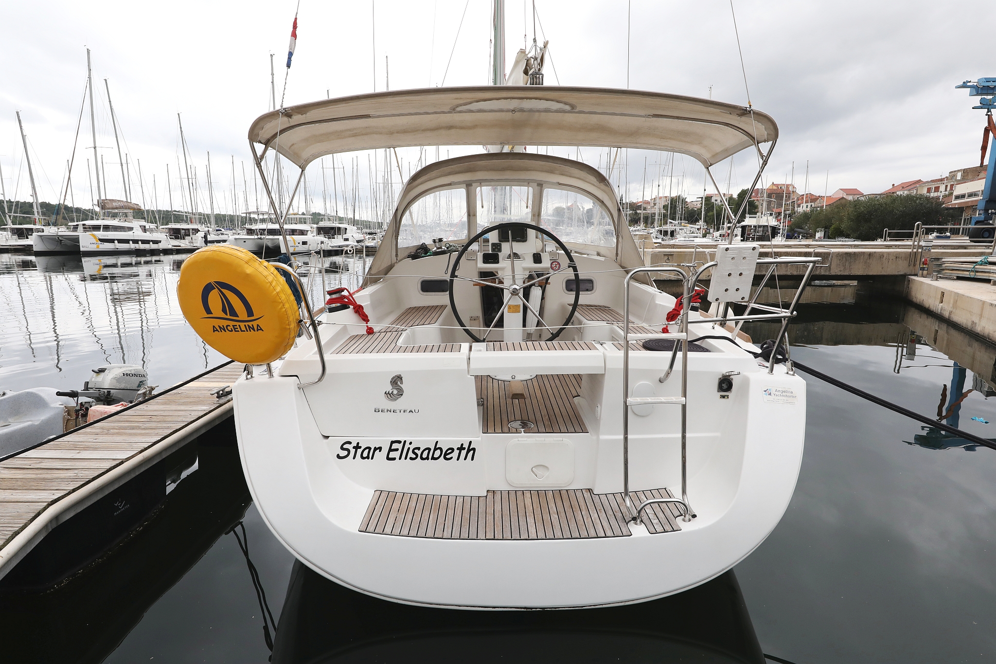Star Elisabeth
