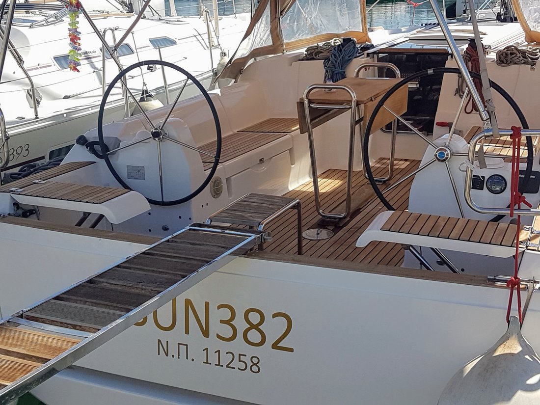 Sun 382