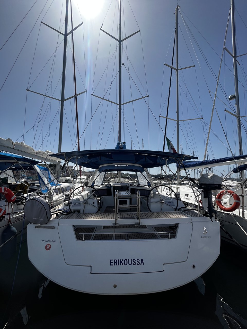 Erikoussa