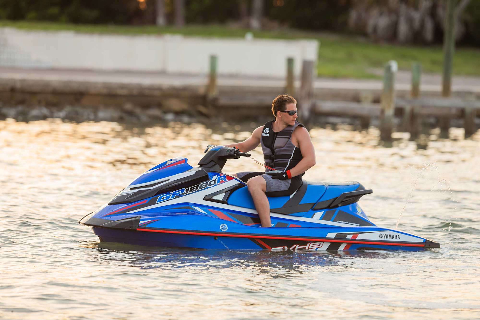 Yamaha GP1800R